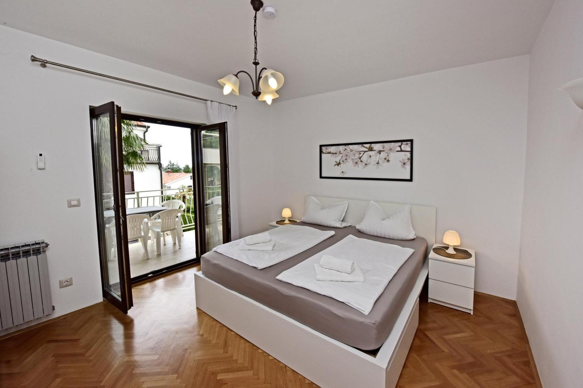 Apartments Mina ポレッチ 部屋 写真